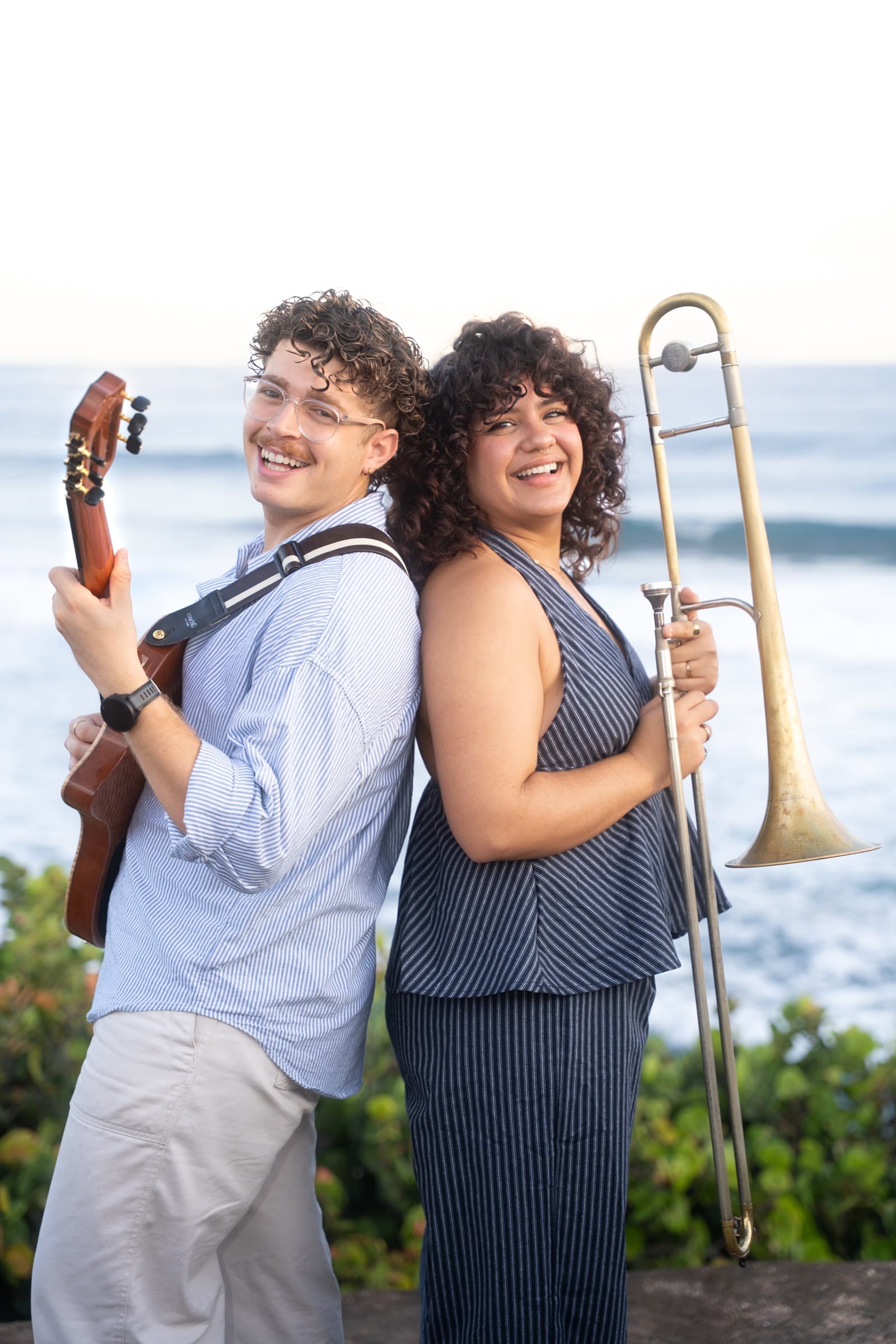 Brisa y Raíz con trombón y guitarra