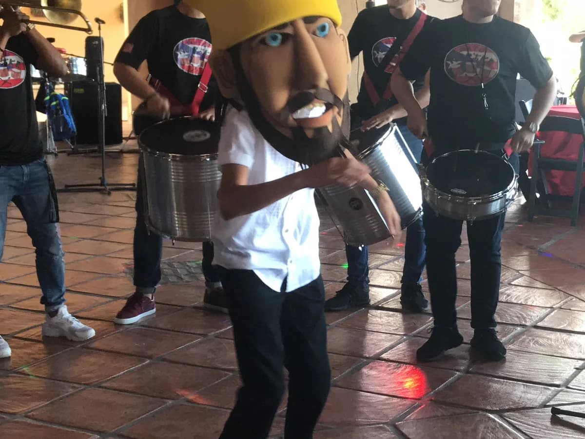 Cabezudos de D'Show Events